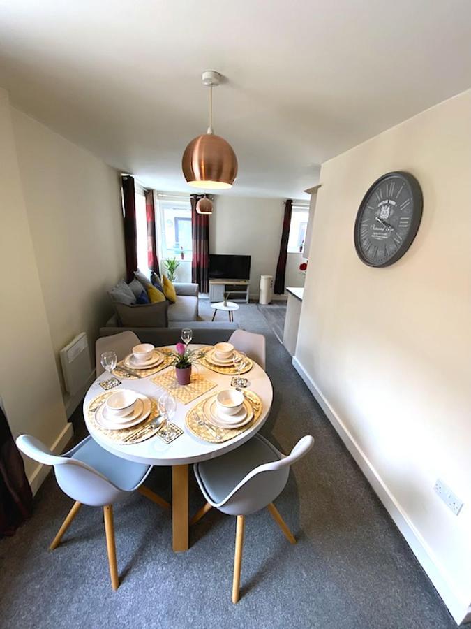 Stylish Two Bed City Apartment With Secure Parking Σαουθάμπτον Εξωτερικό φωτογραφία