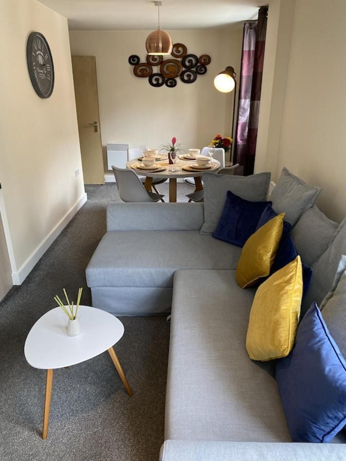 Stylish Two Bed City Apartment With Secure Parking Σαουθάμπτον Εξωτερικό φωτογραφία