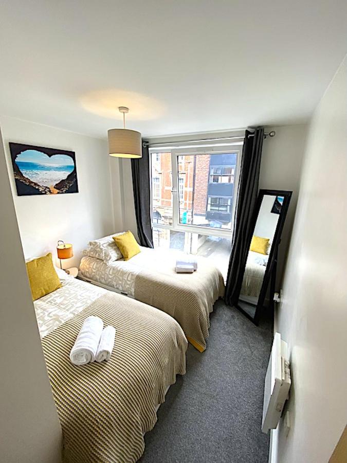 Stylish Two Bed City Apartment With Secure Parking Σαουθάμπτον Εξωτερικό φωτογραφία